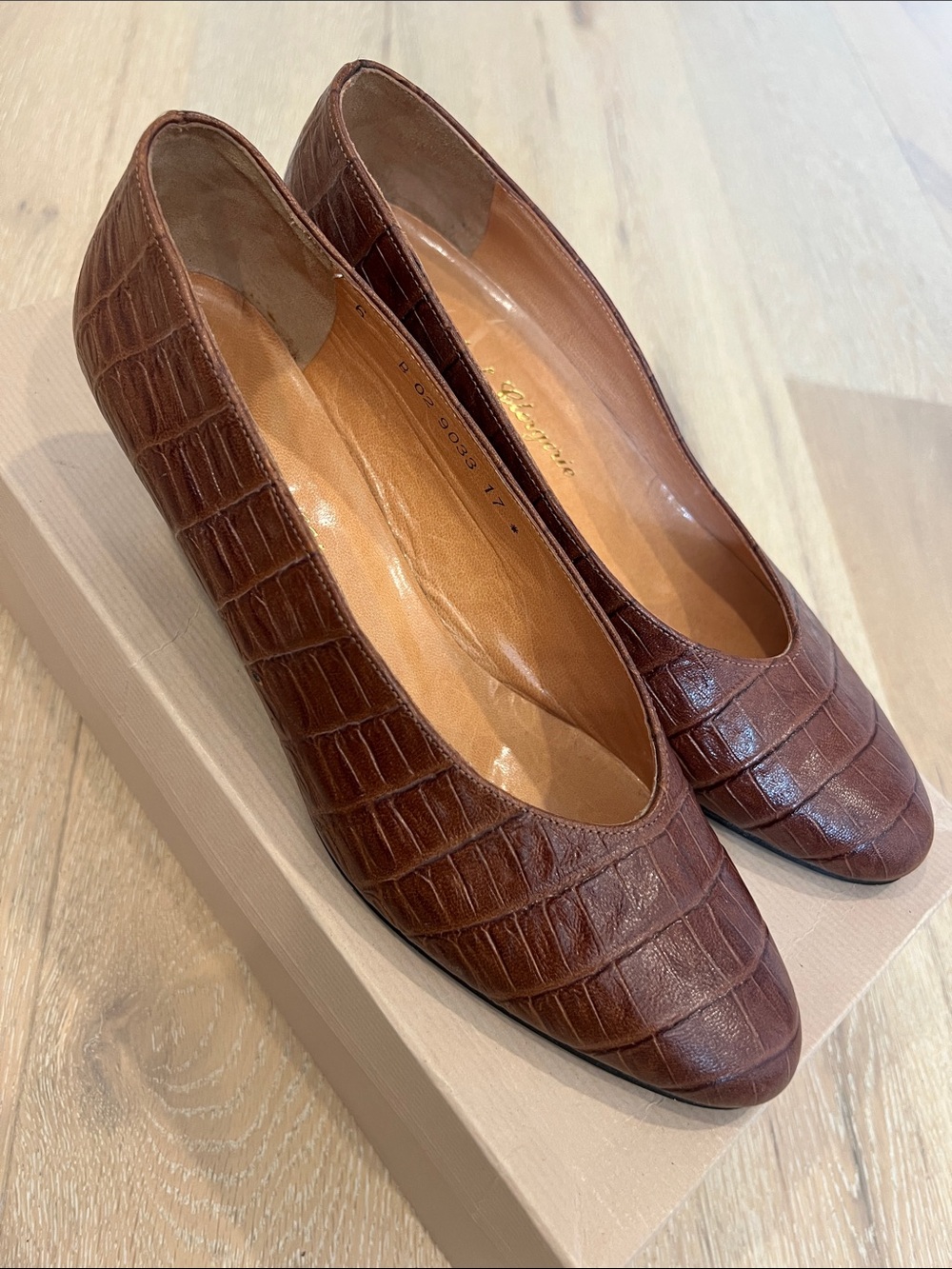 Robert Clergerie Brown Croc-Embossed Leather Shoes
